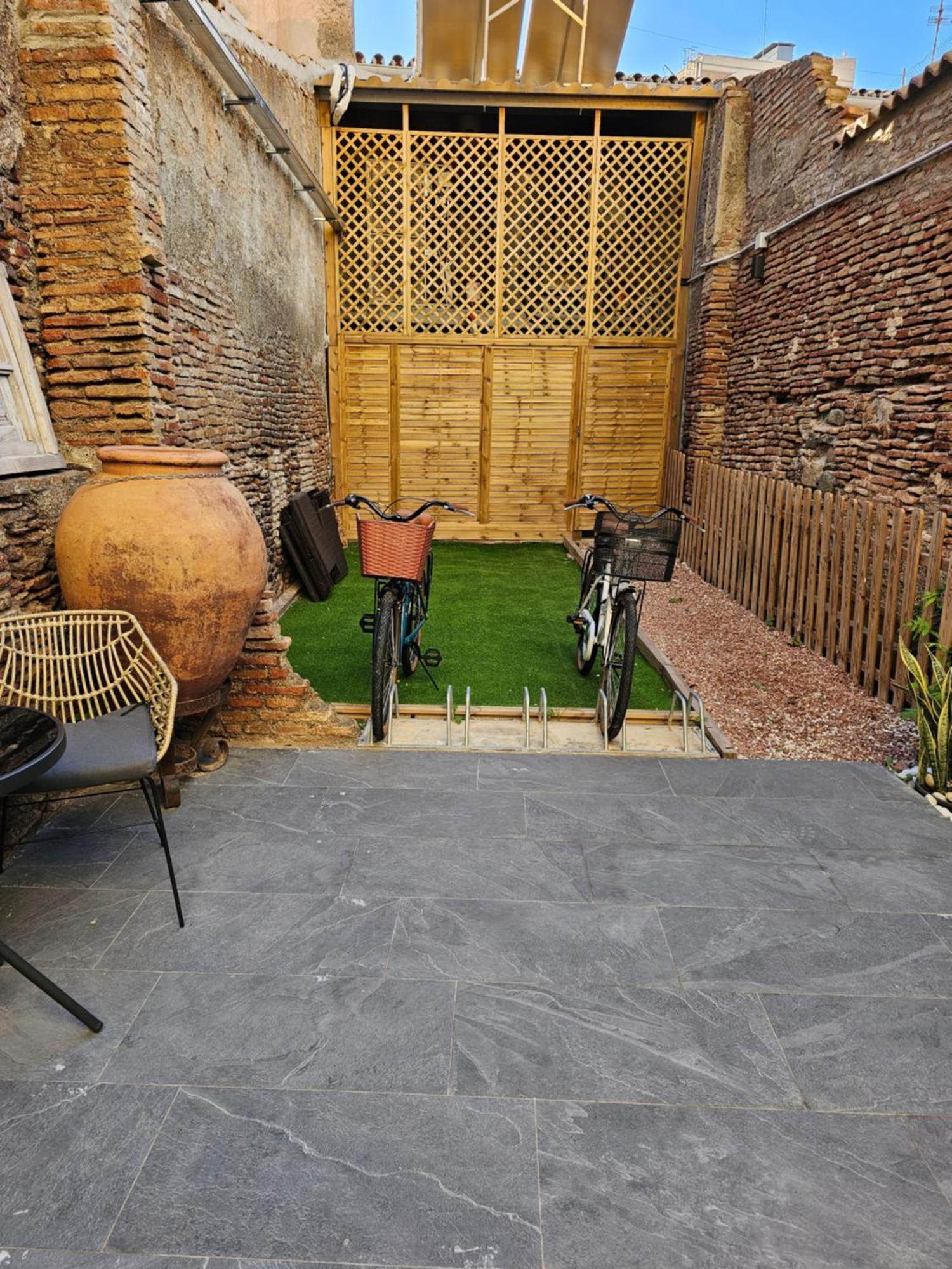 Centro Estudio Trinidad Malaga 3 Málaga Exterior foto